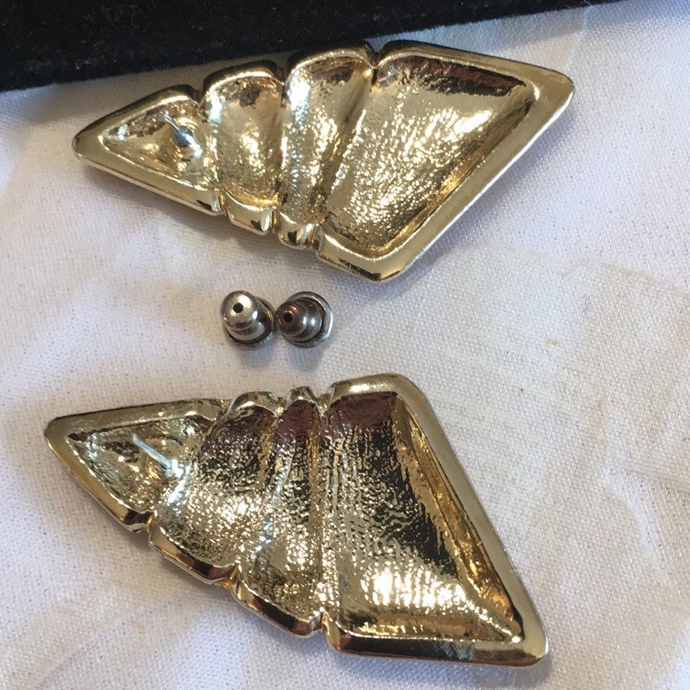 Vintage 80’s Enamel Pierced Earrings - Picture 3 of 4